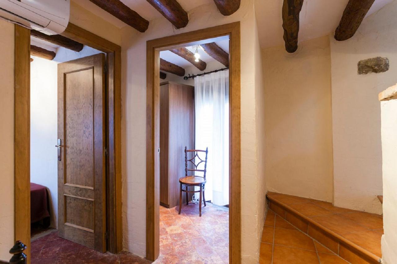 Apartamentos Casa Samper Santa Eulalia de Gallego Room photo