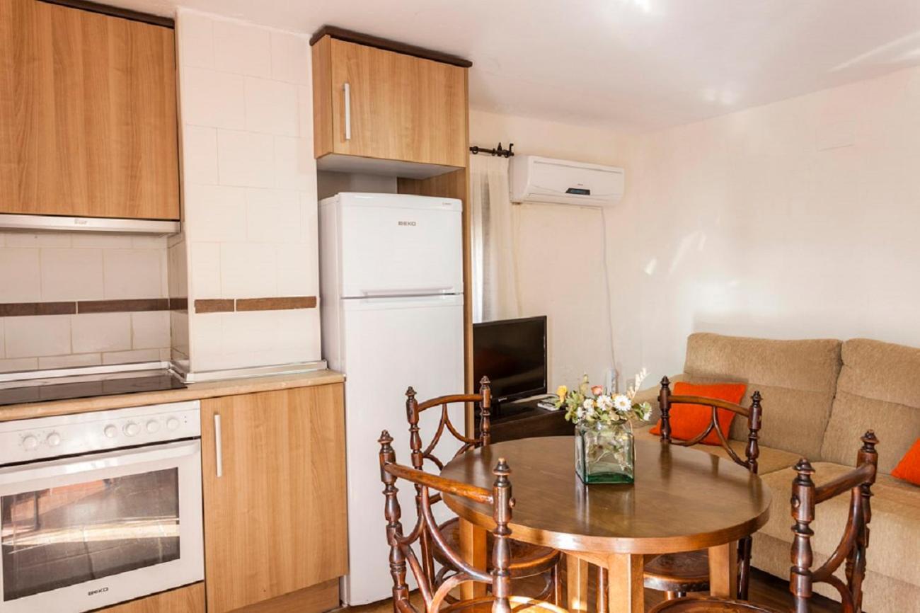 Apartamentos Casa Samper Santa Eulalia de Gallego Room photo